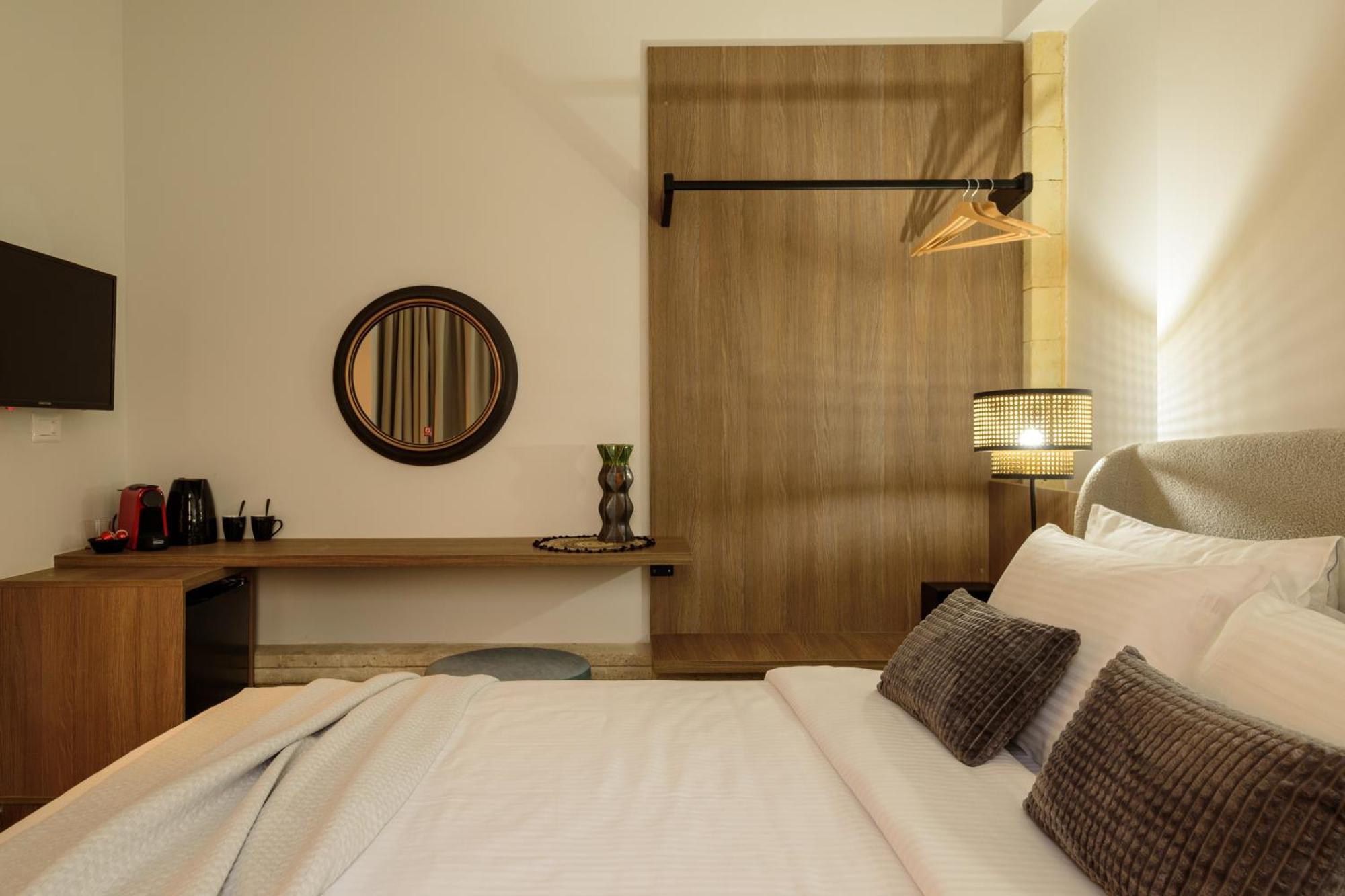 Arthur Suites In Old Town Rhodes City Exteriör bild