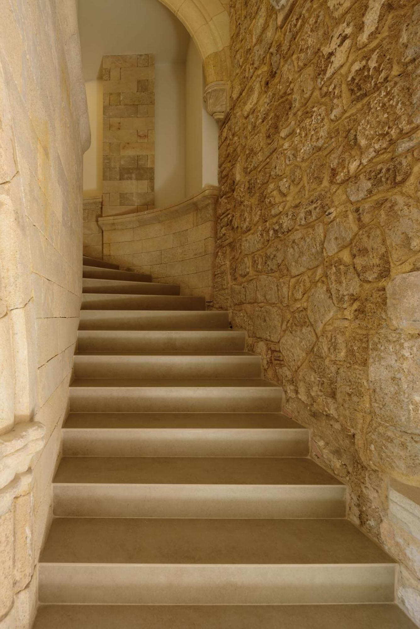 Arthur Suites In Old Town Rhodes City Exteriör bild