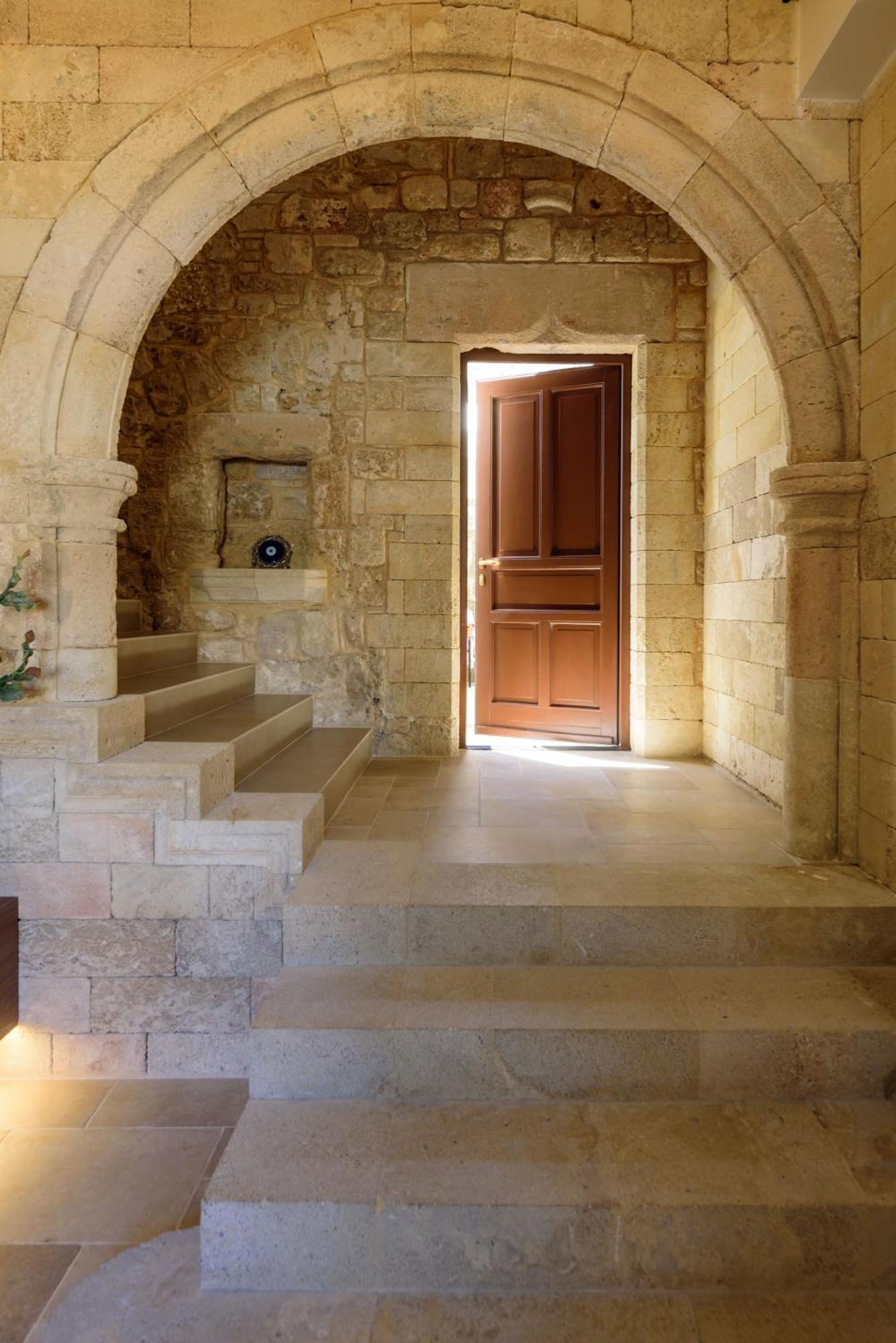 Arthur Suites In Old Town Rhodes City Exteriör bild